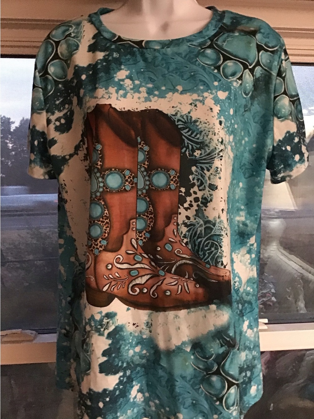 SHEIN Turquoise and Brown Graphic Short Sleeve Tunic
